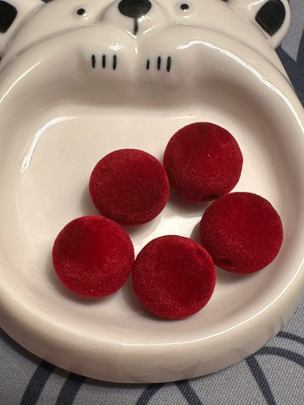 Red Velvety 16mm Beads