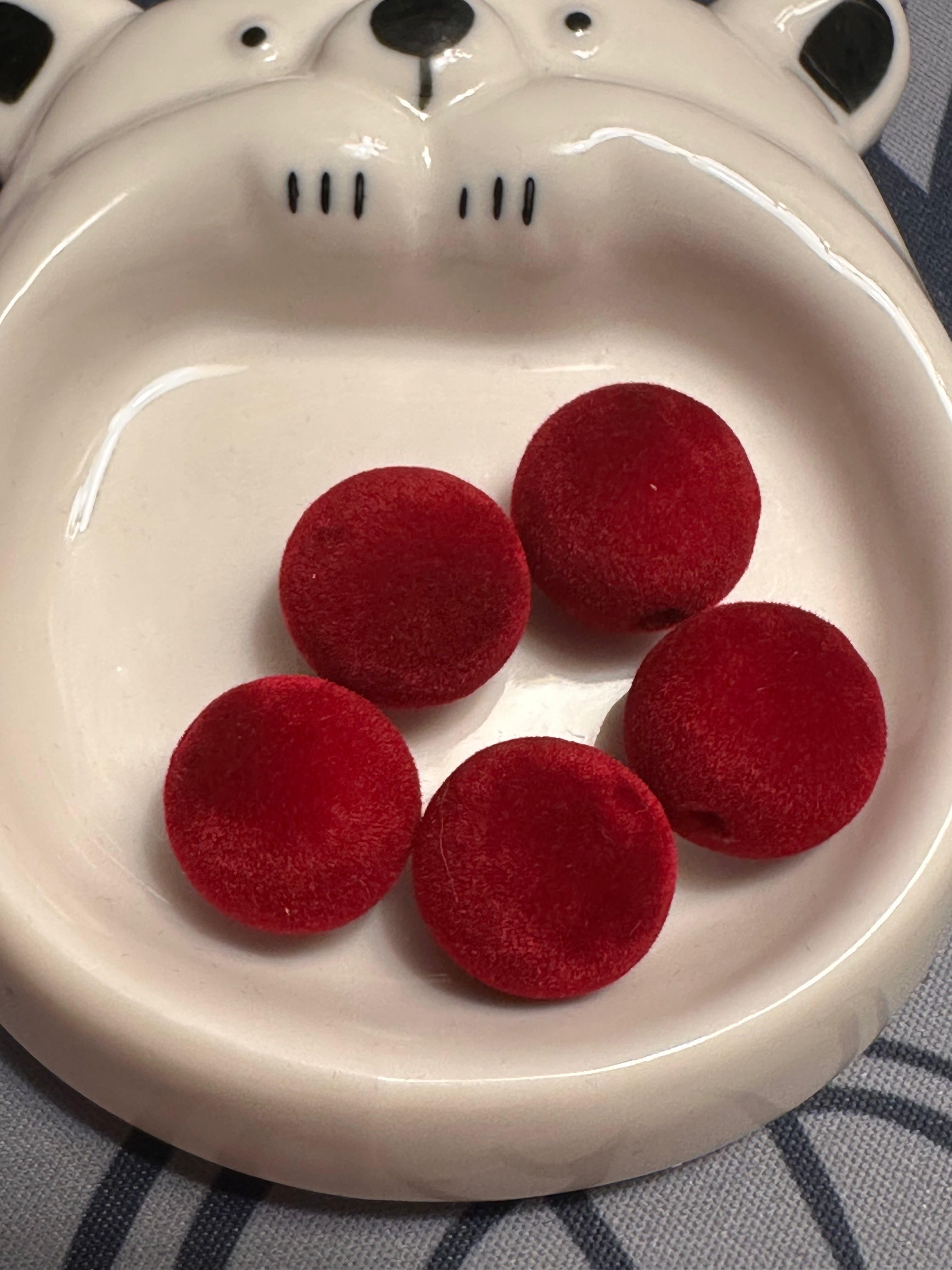 Red Velvety 16mm Beads